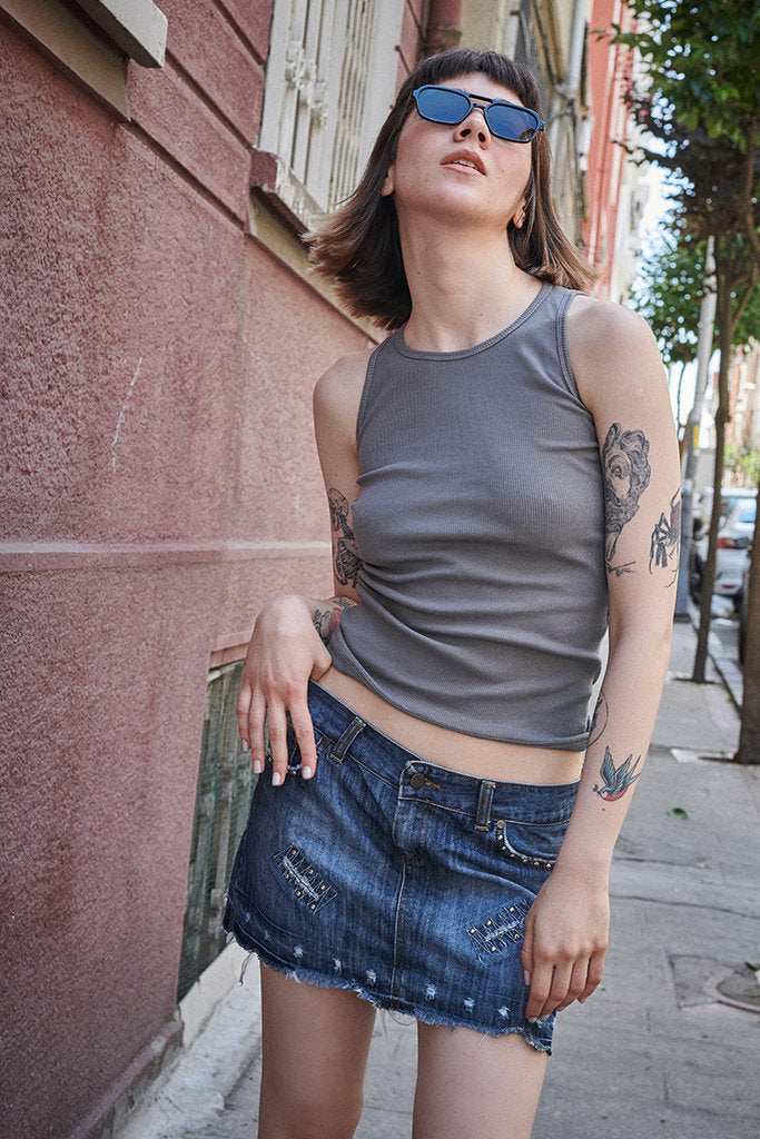 Retro Design Gray Tank Top